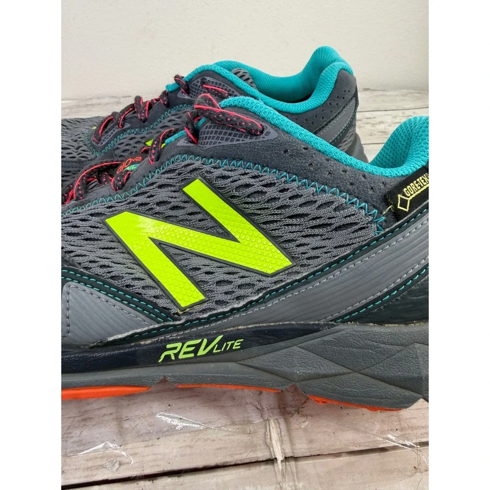 New Balance 910v2 Gore-Tex Trail Running Shoes Womens 9 Grey Teal WT910GX2